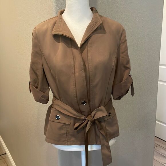 White House Black Market Soft Utility Blazelette Jacket Size 4P - Picture 1 of 5